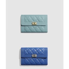 [CHANEL-샤넬]보이 중지갑 인기색상 A84302