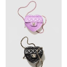 [CHANEL-샤넬]하트 클러치 AP2784