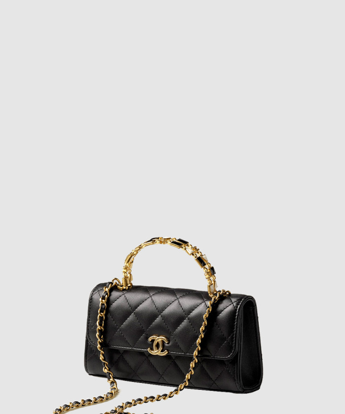 [CHANEL-샤넬]체인 플랩 폰 홀더 AP2946