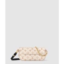 [LOUIS VUITTON-루이비통]월릿 온 체인 아이비 M83091