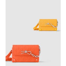 [LOUIS VUITTON-루이비통]스티머 웨어러블 월릿 M82916