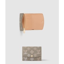 [LOUIS VUITTON-루이비통]조에 월렛 M82742