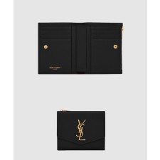 [SAINT LAURENT-생로랑]그랑 드 뿌드르 엠보스드 가죽 소재의 UPTOWN 컴팩트 지갑 582296