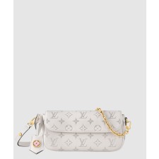 [LOUIS VUITTON-루이비통]월릿 온 체인 아이비 M11299