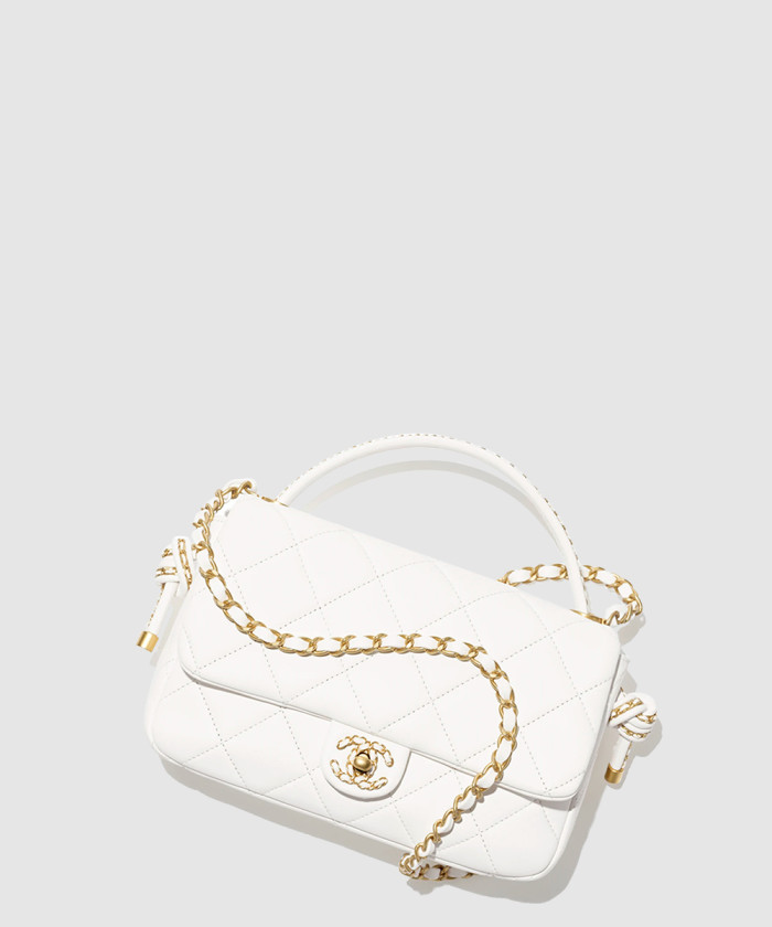 [CHANEL-샤넬]핸들 장식의 플랩백 AS5317