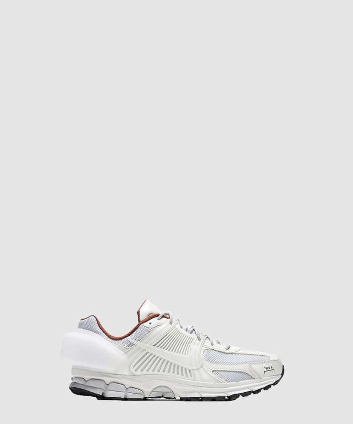 [NIKE-나이키]줌 보메로 5 AT3152