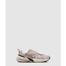 [NIKE-나이키]V2K 런 스니커즈 FN6703