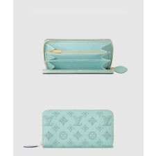 [LOUIS VUITTON-루이비통]펀칭 로고 지퍼 여밈 가죽 지갑 M83489