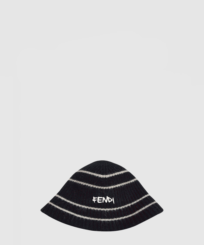 [FENDI-펜디]니트 벙거지 FXQ536