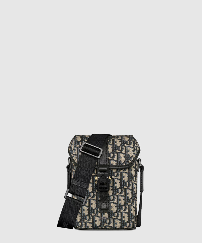 [DIOR-디올]Hit the Road 미니 플랩 버티컬 스트랩백 2HTCA