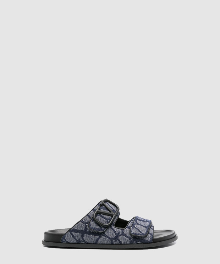 [VALENTINO-발렌티노]시그니처 데님 샌들