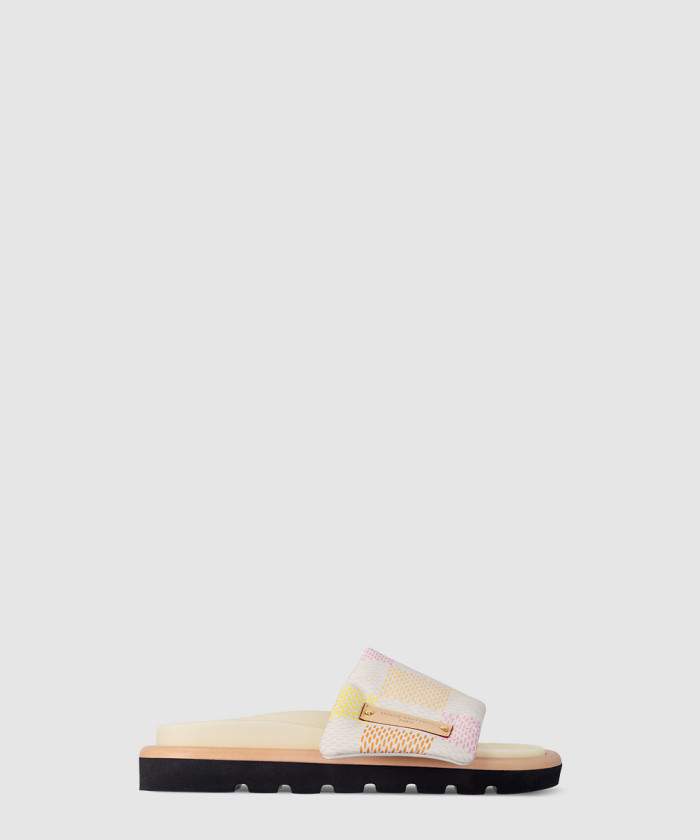 [LOUIS VUITTON-루이비통]풀 필로우 플랫 컴포트 샌들 1ACTWW